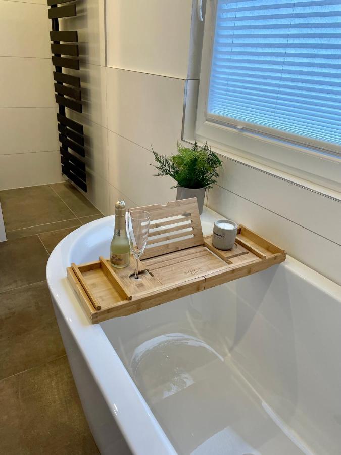 Wellnesshome Fontaneweg Mit Sauna, Terrasse Und Garten Espelkamp-Mittwald Bagian luar foto